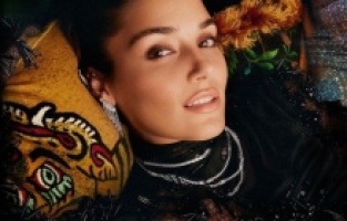 Hande Erçel, herkes bilsin istedi!