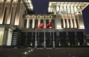 Kahramanmaraş depremi nedeniyle 7 gün süreyle milli yas ilan edildi