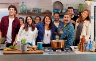 "Refika ile Öze Dönüş" 24Kitchen ekranlarında başlıyor!