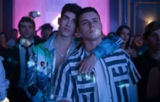 Yeni Netflix dizisi Mute'nin ilk tanıtımı yayınlandı