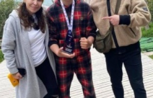 Barış Falay ile Esra Ronabar'ın oğlu ailesini gururlandırdı!