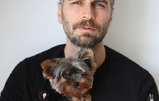 Gökhan Mumcu patili dostlar için kamera karşısına geçti!