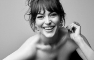 Ezgi Mola bugün evleniyor mu?