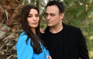 Hazal Filiz Küçükköse ve Kutsi'den ilk kare!