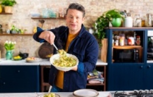 “Jamie Oliver ile Bütçe Dostu Yemekler”  yeni bölümleriyle 24Kitchen'da!