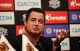 Acun Ilıcalı yeni bir futbol takımı satın aldı!