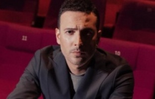 Oğuzhan Koç'un tartışma yaratan ayakkabılarının fiyatı şaşırttı!