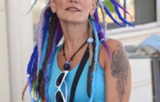 Özlem Tekin, sırra kadem bastı: Komşuları endişeli