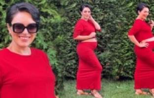 Ezgi Mola karnı burnunda pozlar verdi