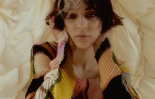 Fransız müzik sahnesinin yükselen yıldızı Pomme Zorlu PSM’de!