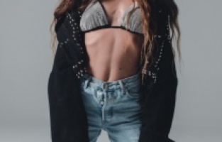 Kıvılcım Ural'ın yeni teklisi “Ama Ben Mafyayım” tüm dijital platformlarda