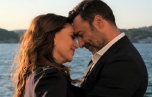 "Kızılcık Şerbeti" 3 adaylıkla Produ Ödülleri’nde!