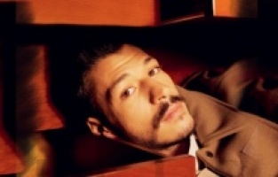 Kubilay Aka'dan takipçilerine Twitter uyarısı