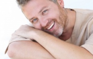 Menajerlikten şarkıcılığa geçen Ahmet Berksoy'dan yeni şarkı