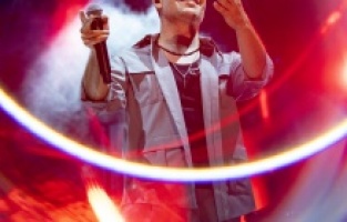 Oğuzhan Koç: “Beni tanıyanlara şarkılar söylediğim bir akşam"