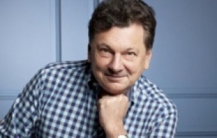 Vedat Milor İstanbul’un köklü semti Fatih’te!