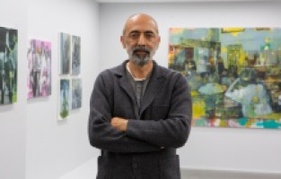 Altan Çelem’in kişisel sergisi “Yayın Akışı” Brieflyart’ta ziyarete açıldı!