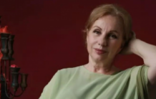 Ayşen İnci'ye Hindistan'dan ödül