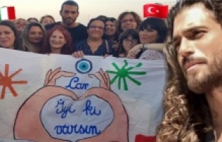 Can Yaman: "Size hep sarıldığımı bilin"