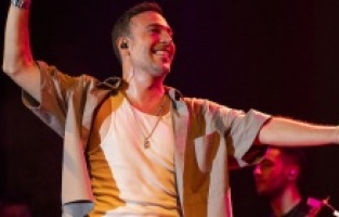 Oğuzhan Koç'a İzmir’de büyük ilgi