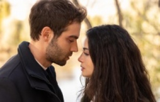 Yaman, Feraye'nin hamile olduğunu öğreniyor