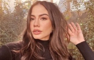 Demet Özdemir yine sosyal medyayı salladı!
