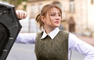 Gizem Karaca "Safir" kadrosunda