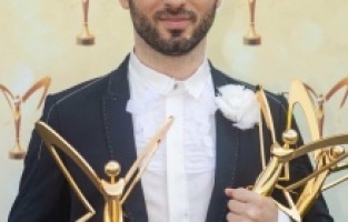 Mabel Matiz, Altın Kelebek Ödülü'nü 5 TL'den satışa çıkardı