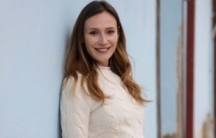 Şive Şenözen Samancı "Gönül Dağı" kadrosunda