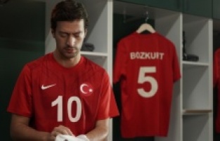 Bir Sevdadır'dan tanıtım geldi