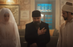 Kızıl Goncalar yeniden sete çıktı