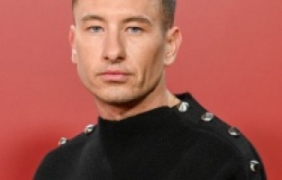 Oyuncu Barry Keoghan, et yiyen bakteri hastalığına yakalandığını açıkladı