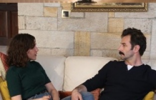 Kartal, Derya'nın hamile olduğunu öğreniyor!