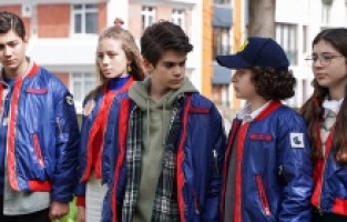 Yiğit Efe ve arkadaşları bilekliği koruyabilecek mi?