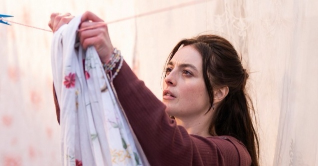 Delikanlı’nın Hazan’ı Melis Sezen sette!