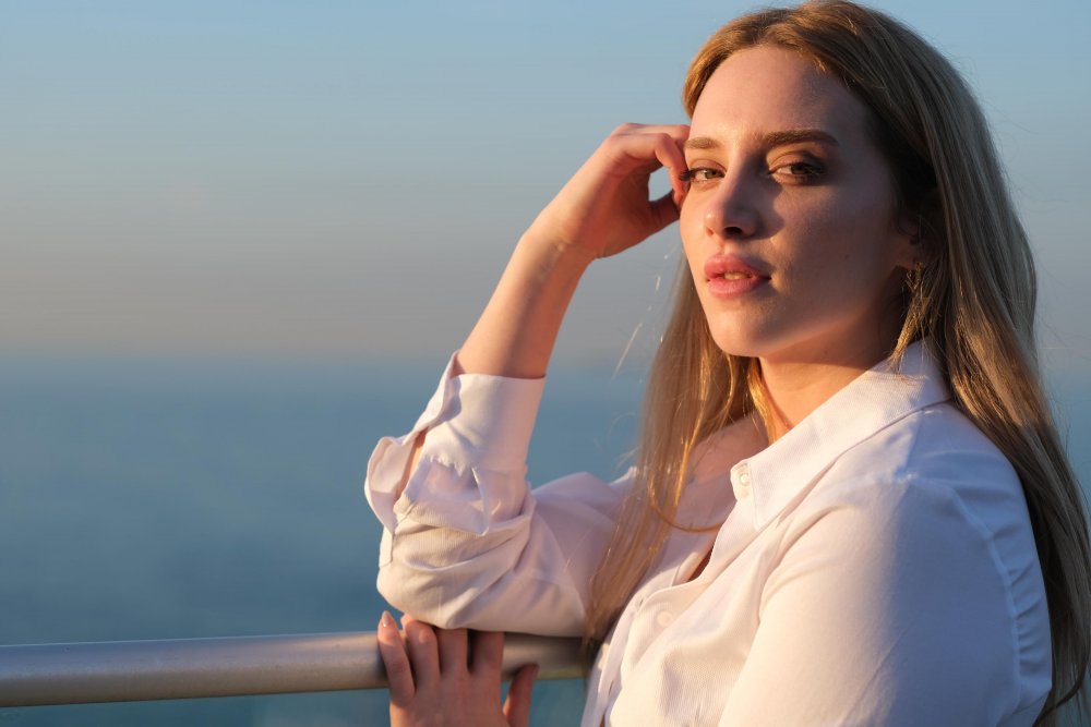 хаял косеоглу актриса. селин кёсеоглу. хаял кесеоглу. хаяль кёсеоглу. хаял кёсеоглу чудо доктор.